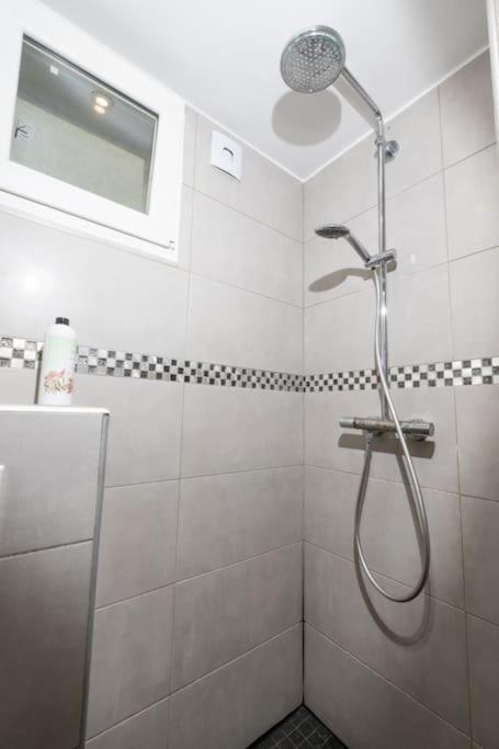 Appartement Cosy Paris - Disneyland - Rer A à Fontenay-sous-Bois Extérieur photo